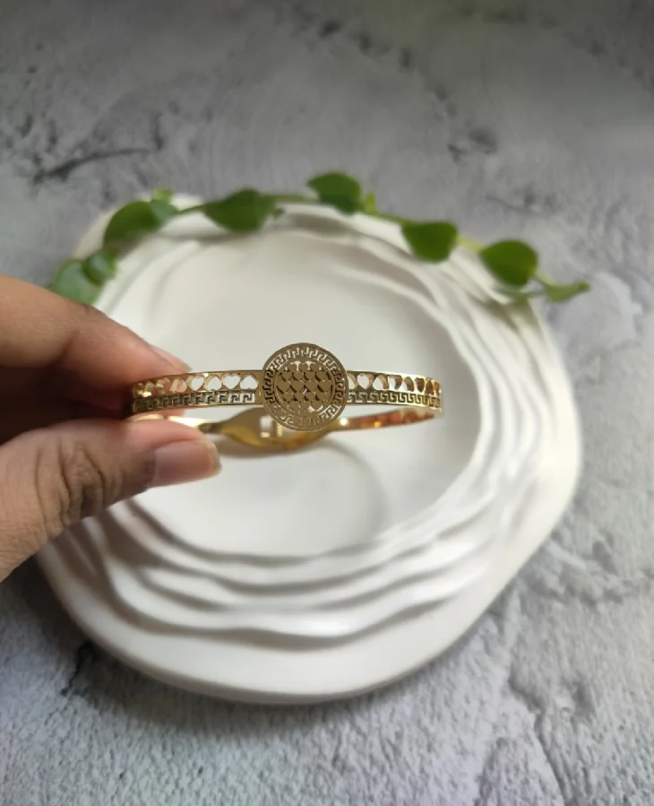 Eternal Harmony Bracelet -18K Gold Plated - Image 2