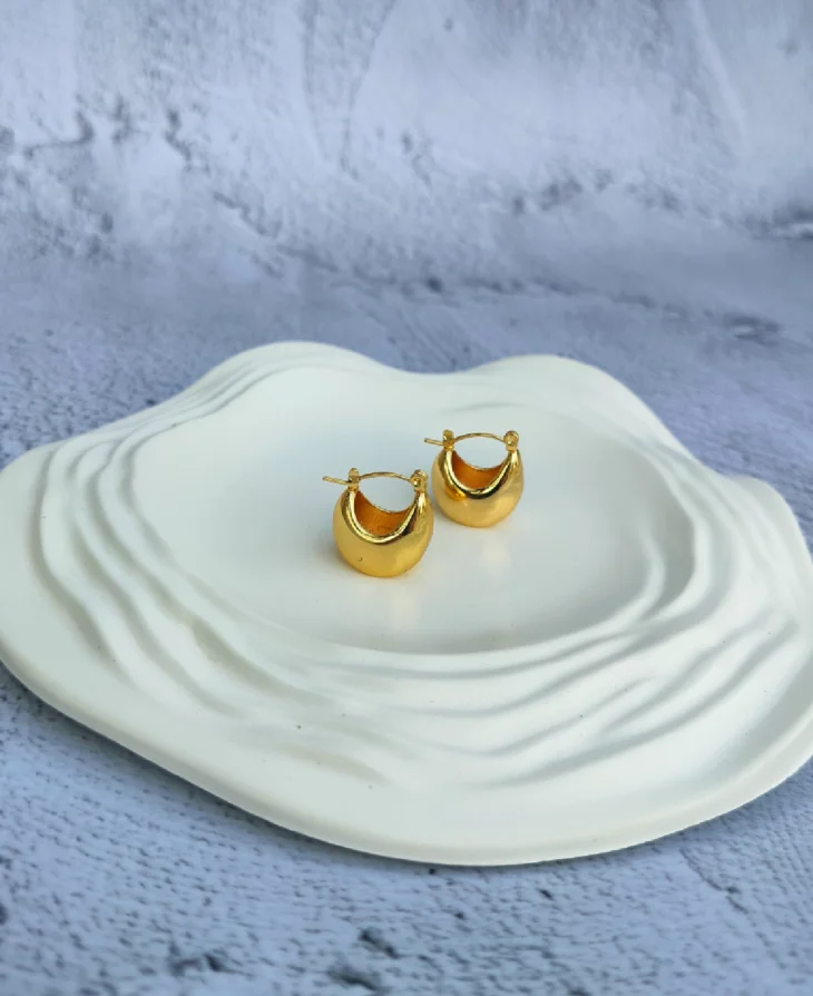 Half Moon Hoops | 18K Gold Plated - Image 4